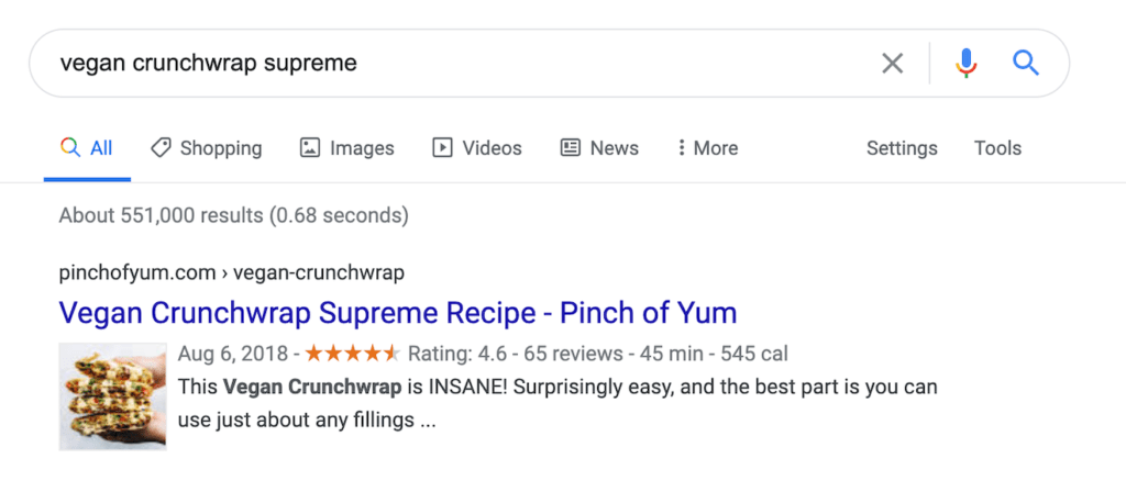 wynik wyszukiwania Google dla 'vegan crunchwrap supreme'